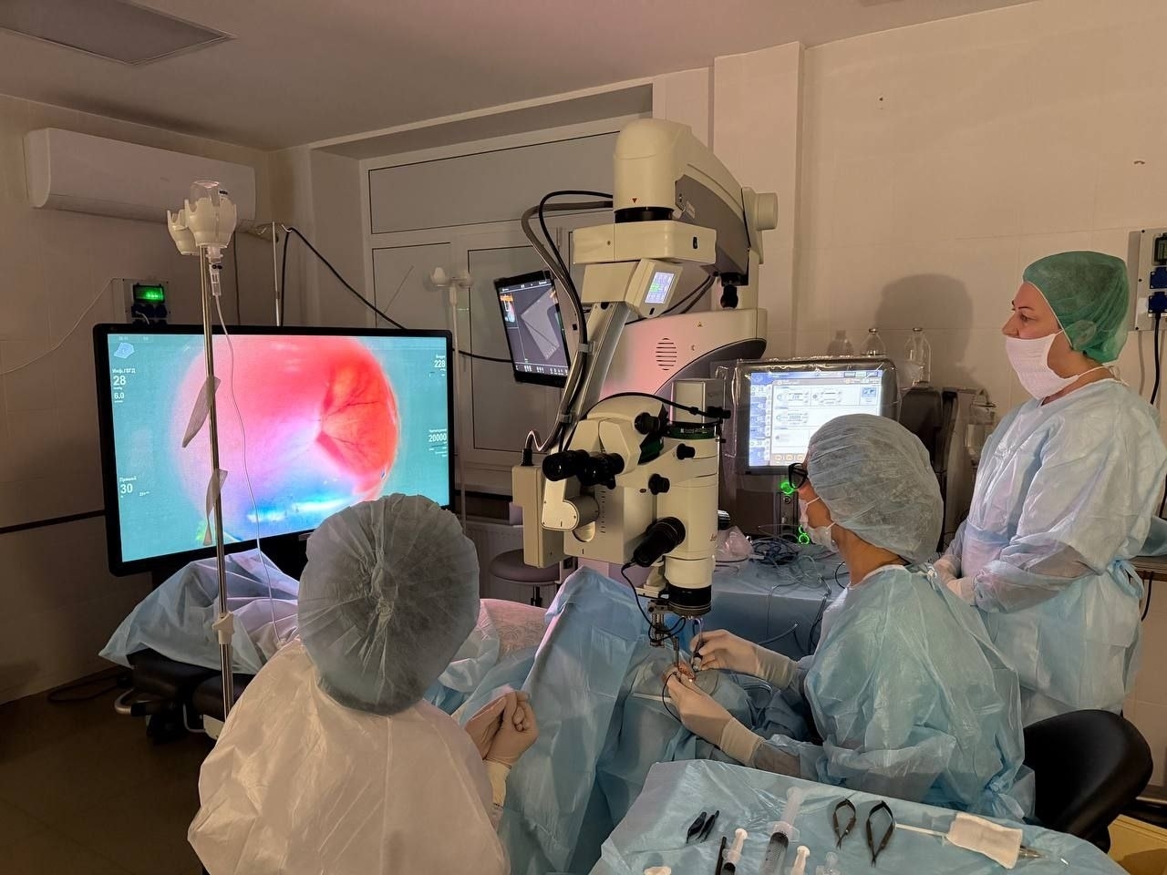 В Пензе офтальмохирурги впервые провели операцию с использованием 3D-технологий