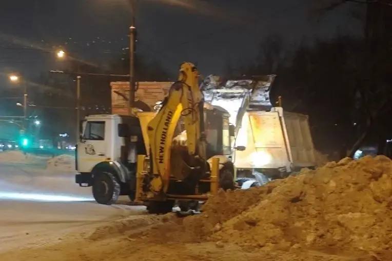 Пензавтодор вывез 1 111 м³ снега с улиц Пензы 31 января