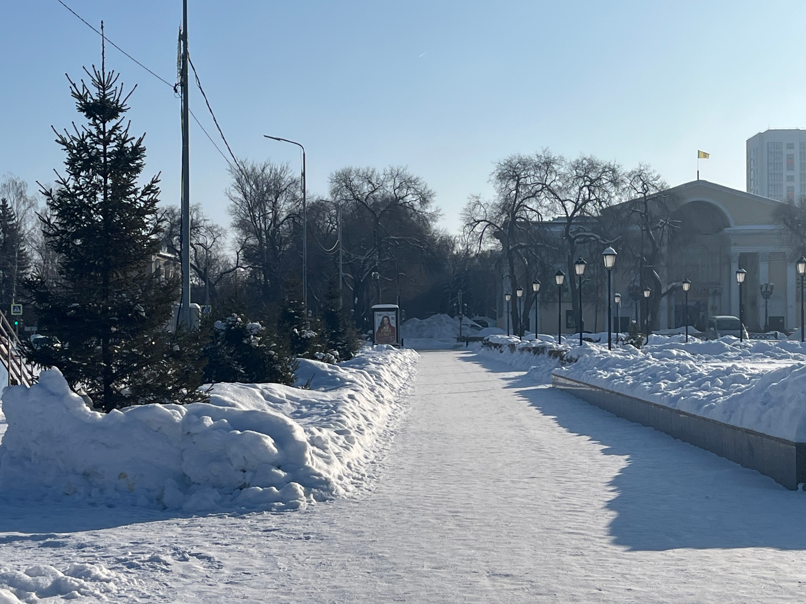 Жителям Кузнецка напомнили, куда звонить в случае ЧС из-за морозов