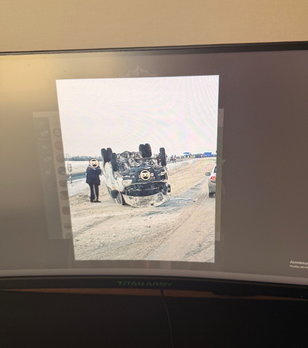 На трассе в Пензенской области проезд затруднен из-за перевернутого авто