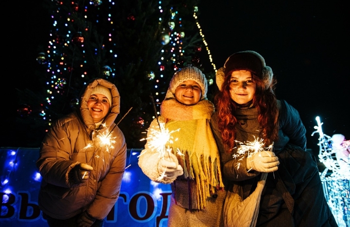 Термодом подарил новогодние эмоции жителям Города Спутника