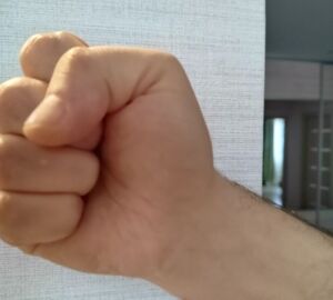 В Каменском районе пьяный муж угрожал убийством жене