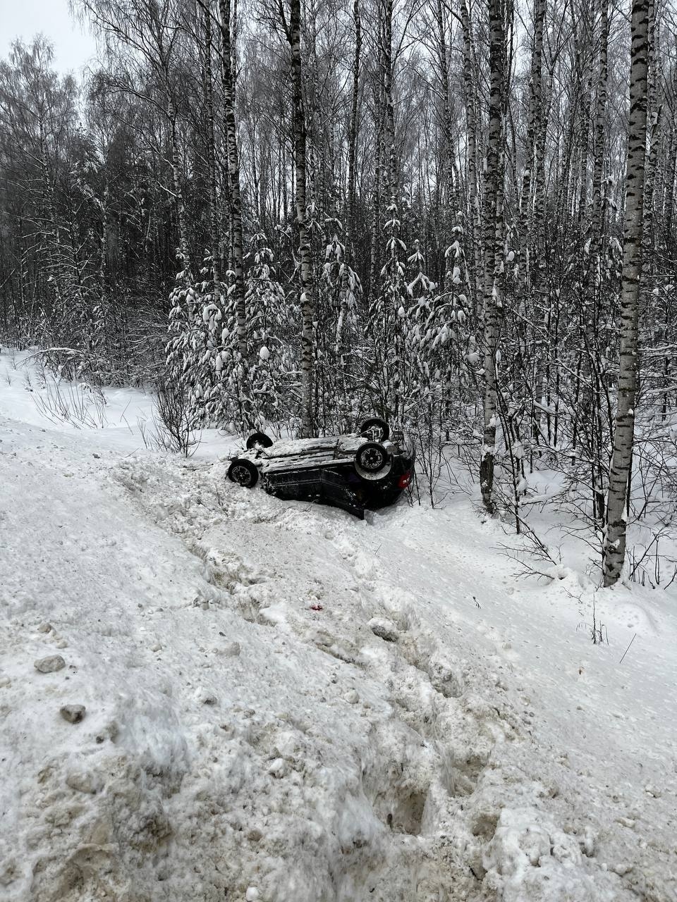 В Городищенском районе с трассы М5 вылетел автомобиль, есть пострадавшие