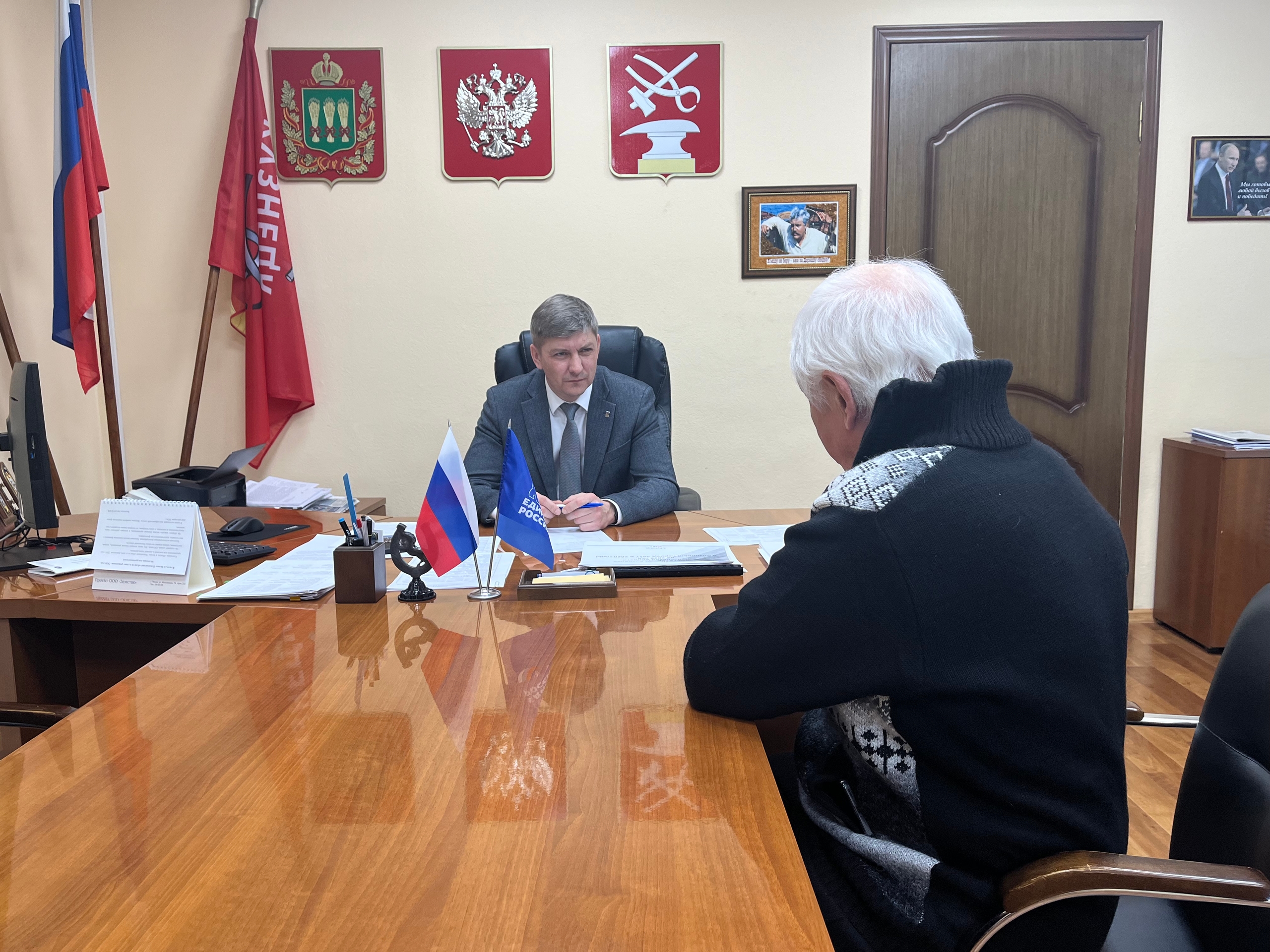 Мэр Кузнецка поможет восстановить мост через Труев и спасти дома от подтопления