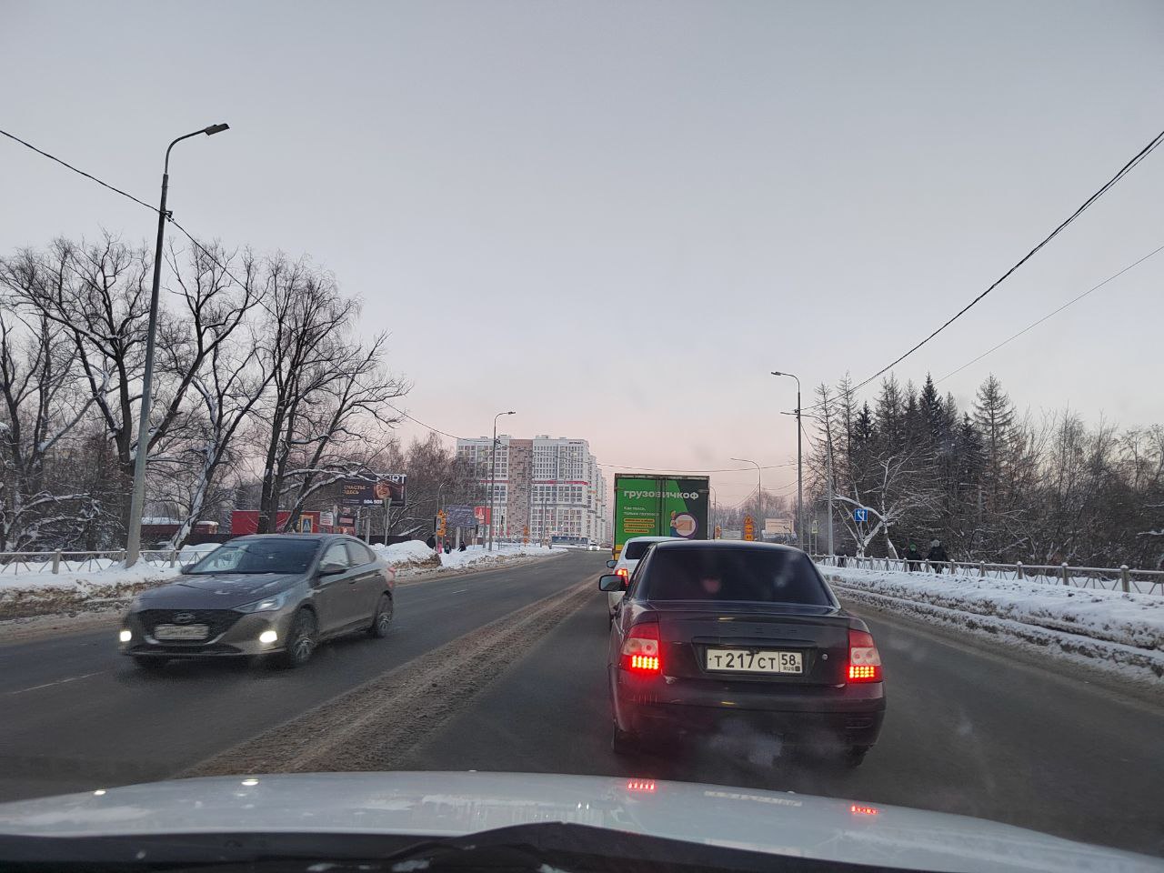 Жители Пензы опасаются повторения дорожного коллапса в Ахунах и ГПЗ этим вечером