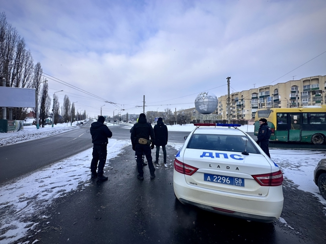 В Пензенской области спецназ предотвратил попытку перевозки оружия и взрывчатки