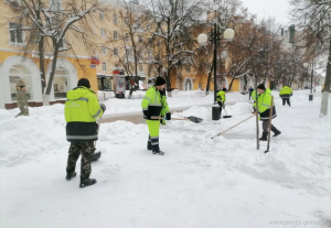 Где в Пензе 14 января ведут уборку снега с дорог и тротуаров