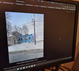 Пензенцы сообщили о рухнувшей крыше заброшенного здания на улице Ленина