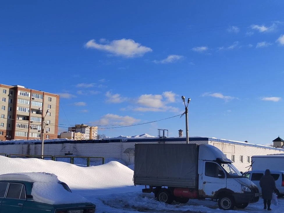 Обрушение крыши, помехи на ТВ и смертельное ДТП: что случилось в Пензе 17 февраля