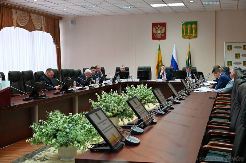 С начала зимы из Пензы вывезли более 370 тысяч кубометров снега