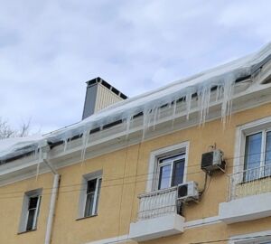 Оттепель вновь грозит пензенцам ледяными глыбами