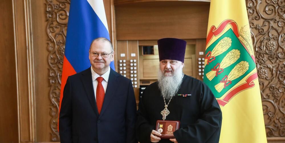 Губернатор Пензы наградил священников за поддержку бойцов СВО