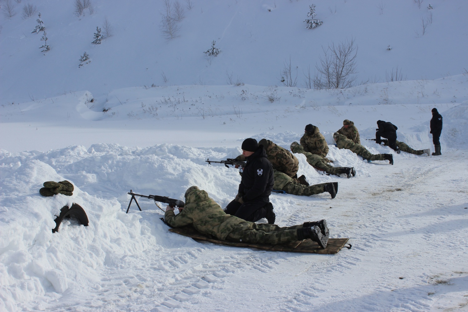 Под Пензой бойцы отряда Тигр провели стрельбы и встретились с ветеранами
