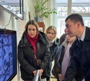 Полицейские Пензы показали студентам работу дежурной части и боевую подготовку