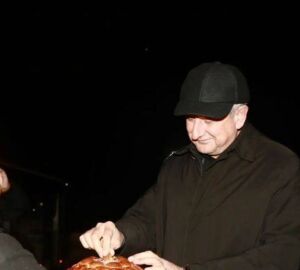 Олег Мельниченко встретил в аэропорту делегацию из Таджикистана