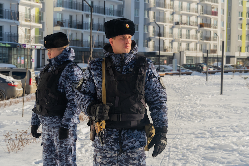 В центре Пензы задержали мужчину, который год находился в федеральном розыске