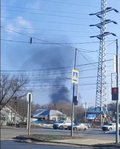 В Пензе в районе Шуиста заметили столб черного дыма