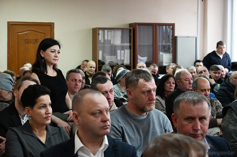 Более 5 млн рублей заплатили УК Пензы за опасные сосульки на крышах