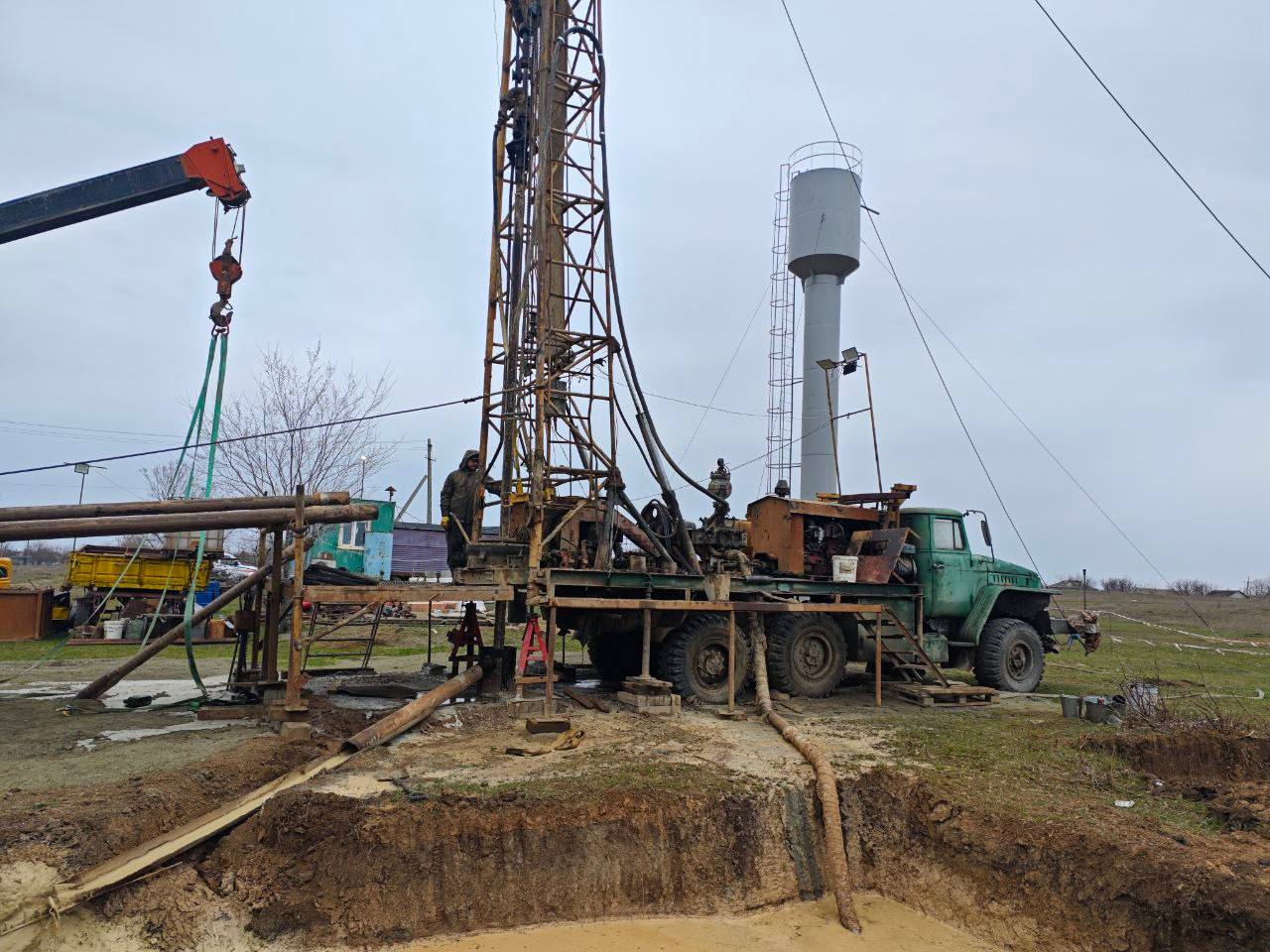 В подшефных районах Запорожской области модернизируют 14 объектов ЖКХ