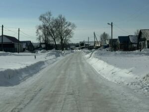 Сельчанам из Кузнецкого района пообещали провести грейдирование дороги