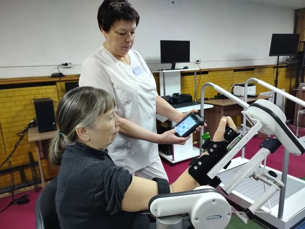 В Сердобской больнице появился робот для реабилитации суставов благодаря нацпроекту