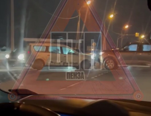 ДТП на трассе М5 у села Кижеватово заблокировало 2 полосы вечером 6 марта