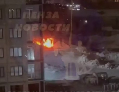 В Пензе ночью случился пожар на территории строящегося ЖК