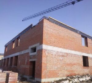 В рабочем поселке Земетчино продолжается строительство медкорпуса