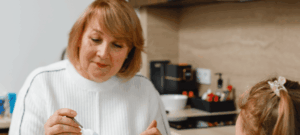 История сметаны: от деревенской крынки до современного стаканчика