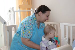 В Пензе и Кузнецке расширили перечень услуг «социальной няни»