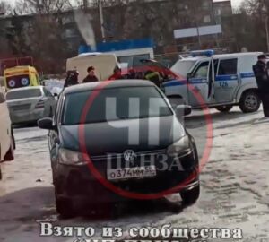 Днем в Пензе на улице Ударной загорелся полицейский автомобиль