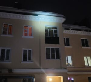 Директора УК задержали после падения наледи на пензячку на улице Циолковского