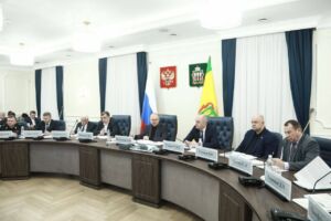 Олег Мельниченко поручил подготовить школы к действиям при ракетной опасности