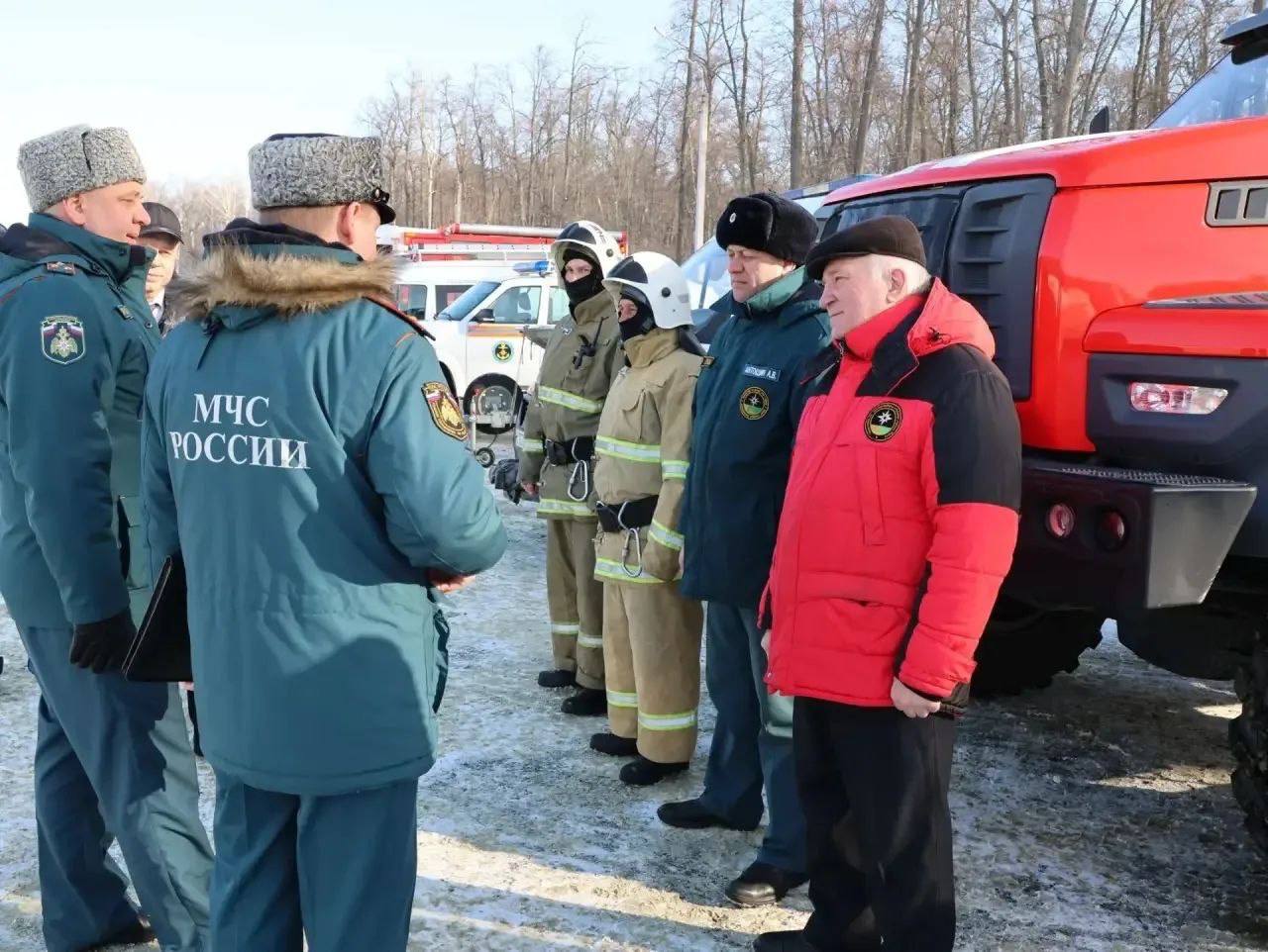 Олег Мельниченко поручил усилить рейды на водоемах перед запретом выхода на лед