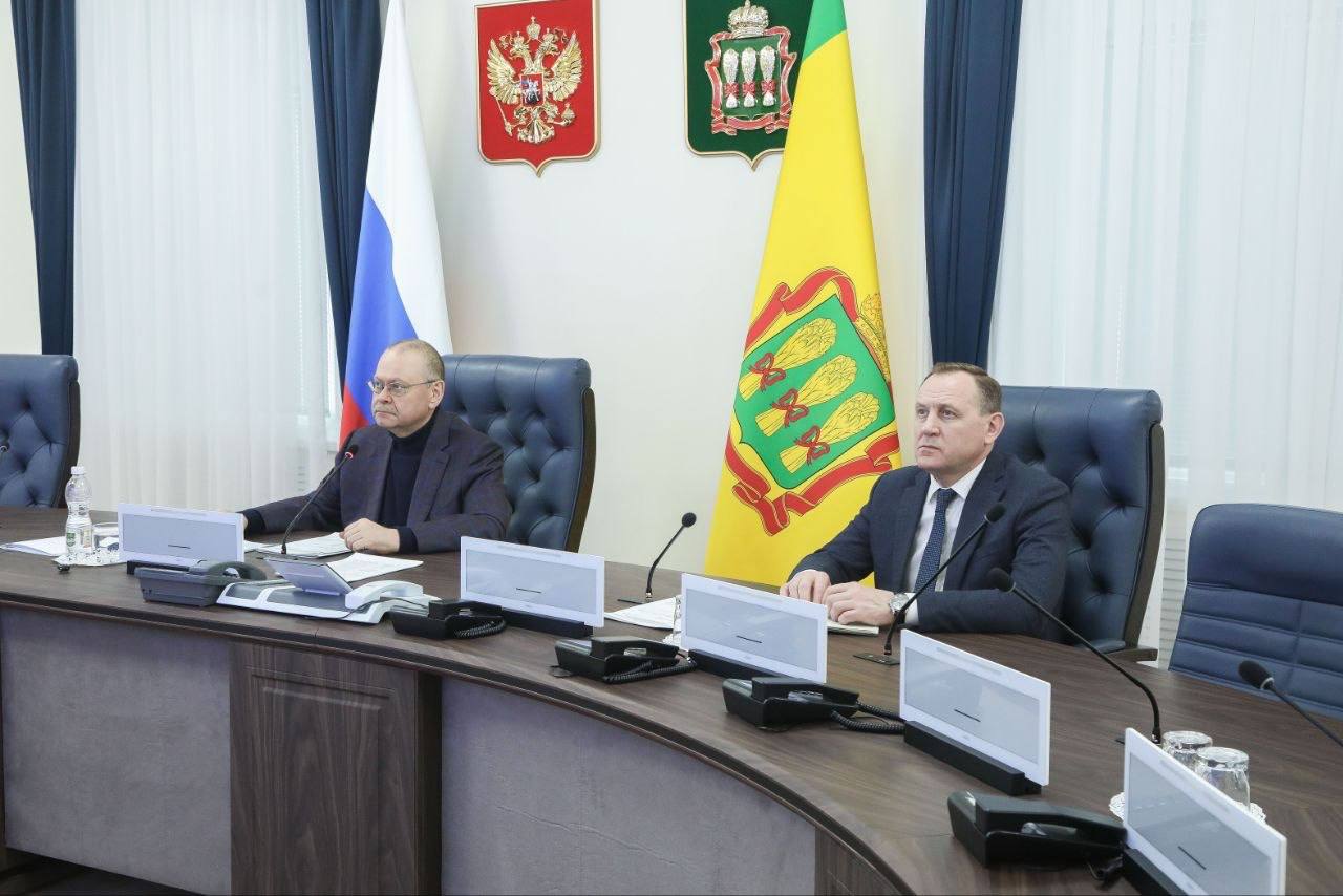 Олег Мельниченко сообщил о развитии патриотических инициатив в регионе