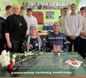 В Кузнецком многопрофильном колледже открыли «Парту Героя» в память о выпускнике